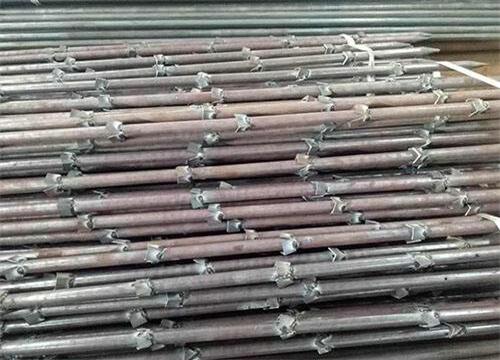 和林格尔隧道钢花管